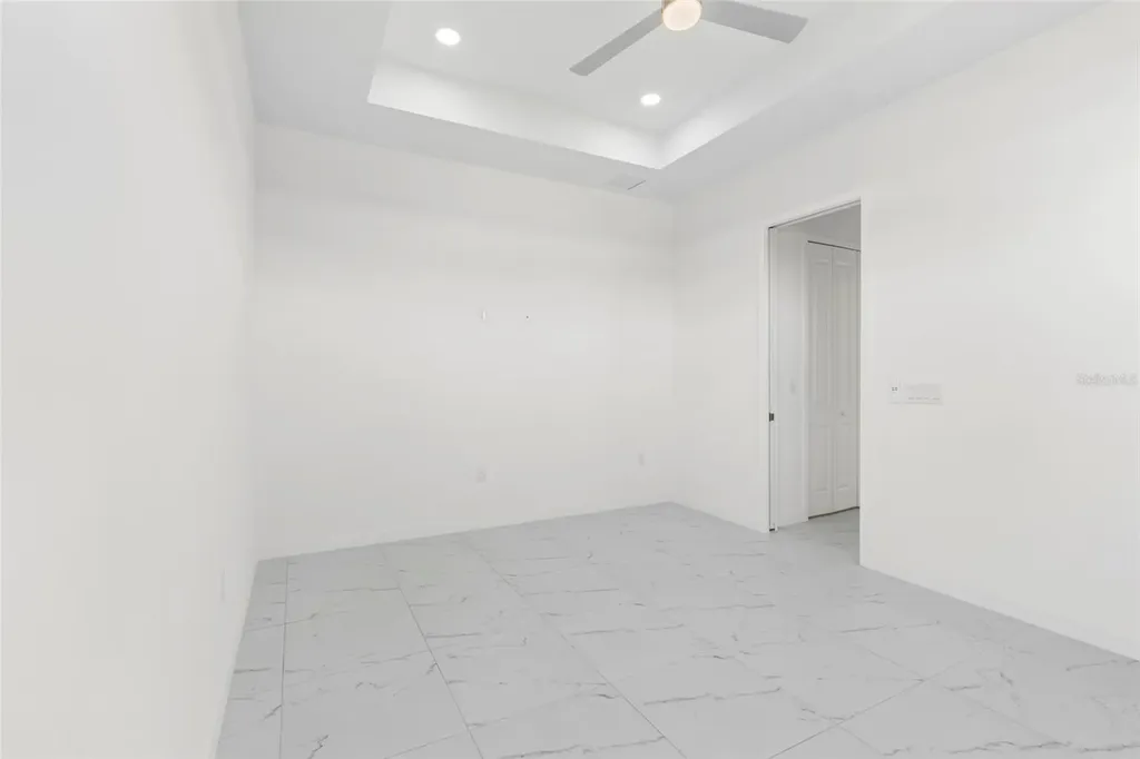 2725 Embers Parkway W Cape Coral FL 33993