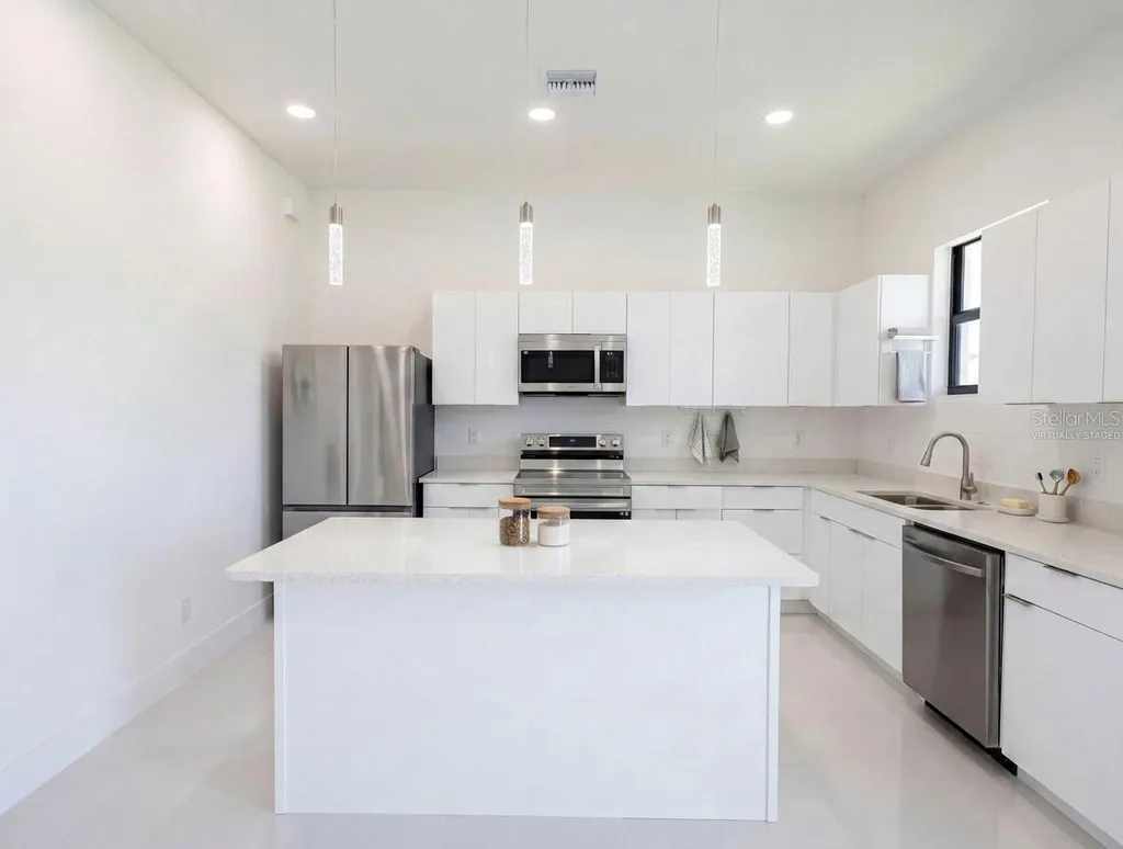 2725 Embers Parkway W Cape Coral FL 33993