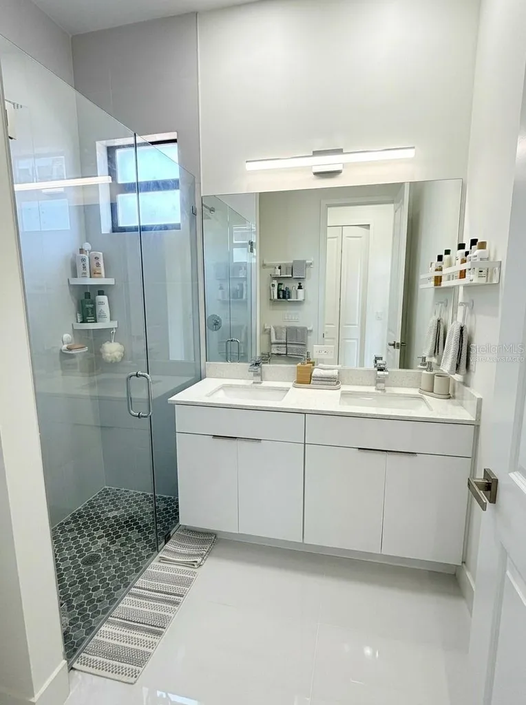 2725 Embers Parkway W Cape Coral FL 33993