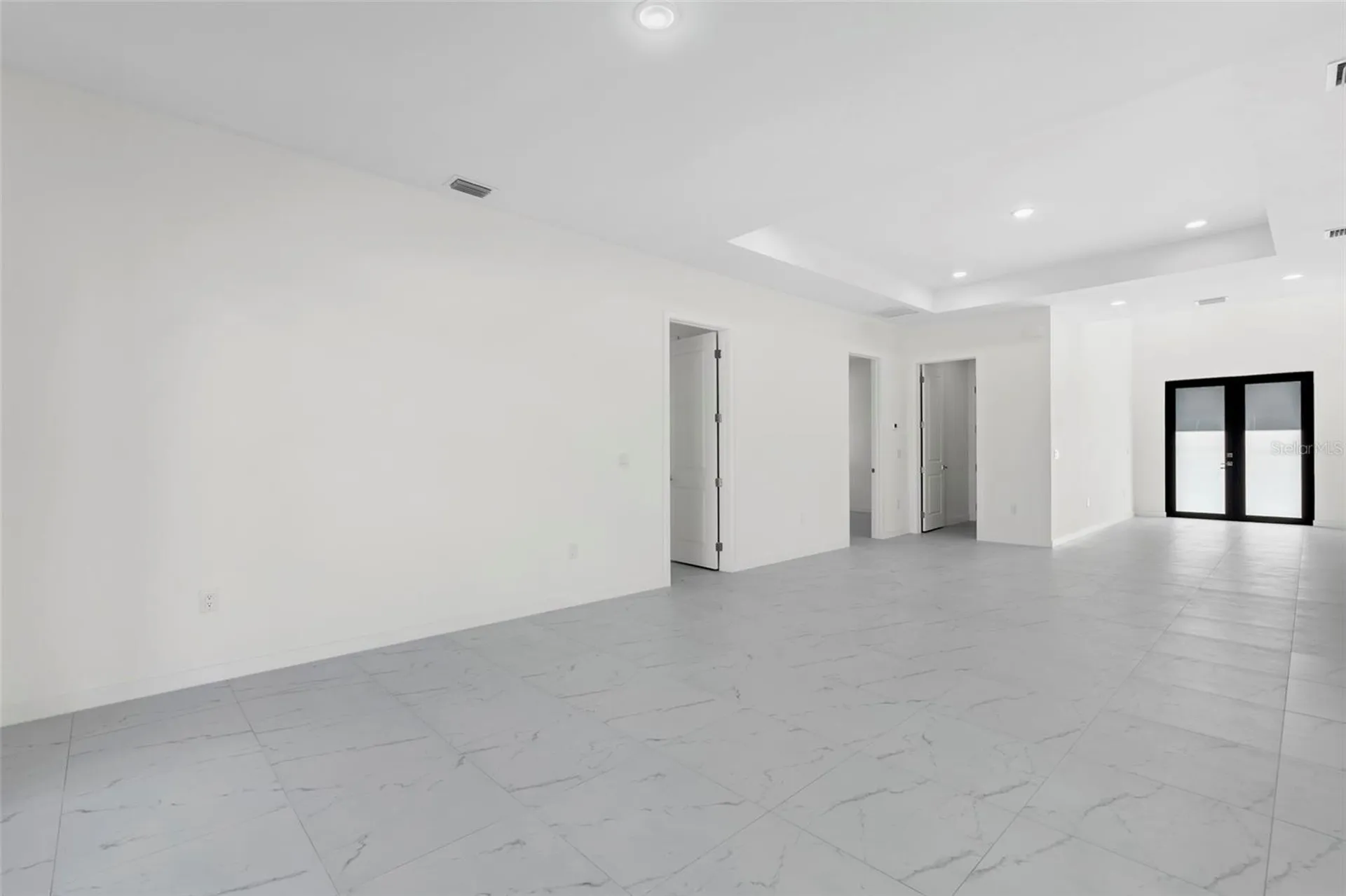 2725 Embers Parkway W Cape Coral FL 33993
