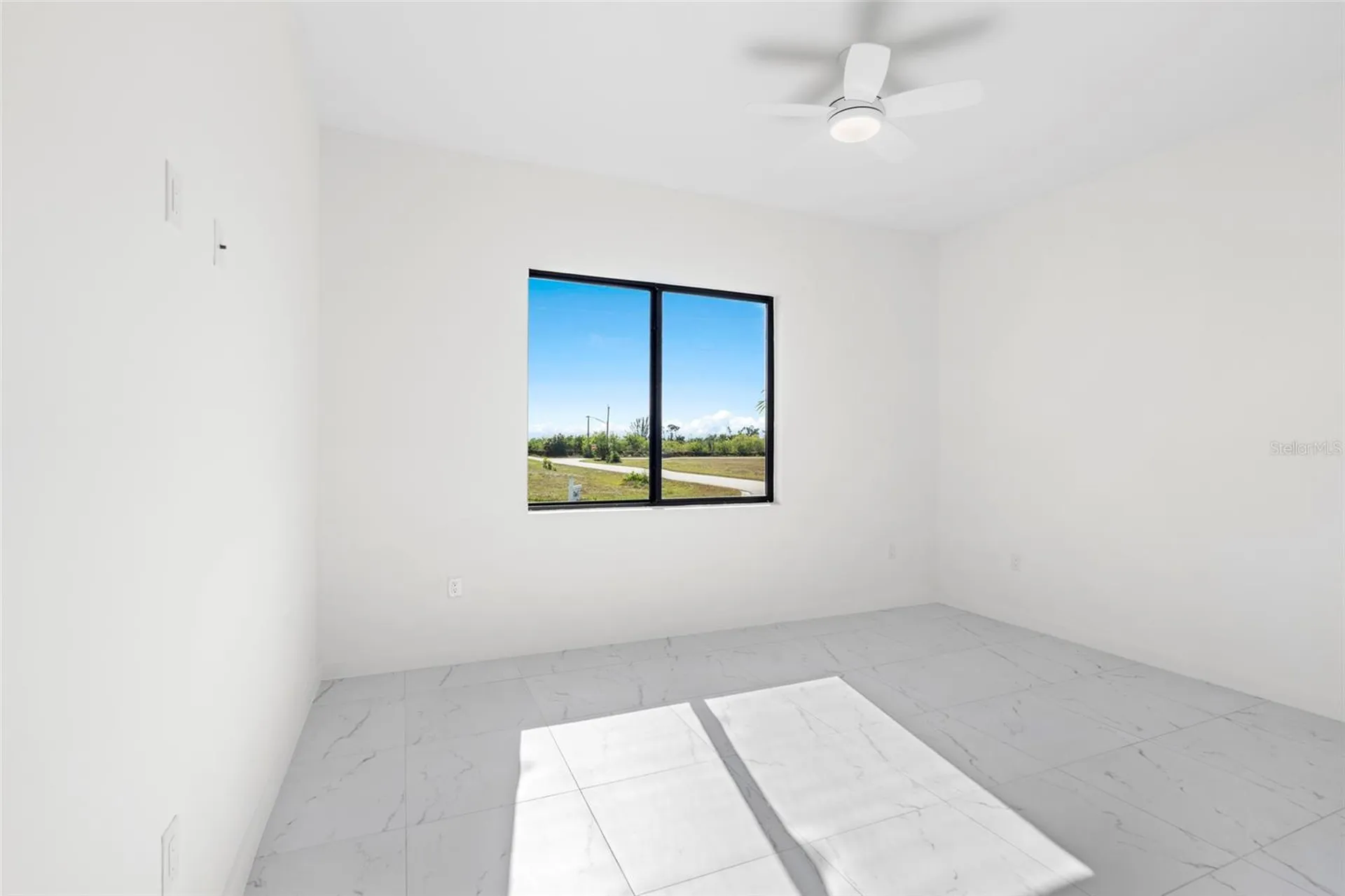 2725 Embers Parkway W Cape Coral FL 33993