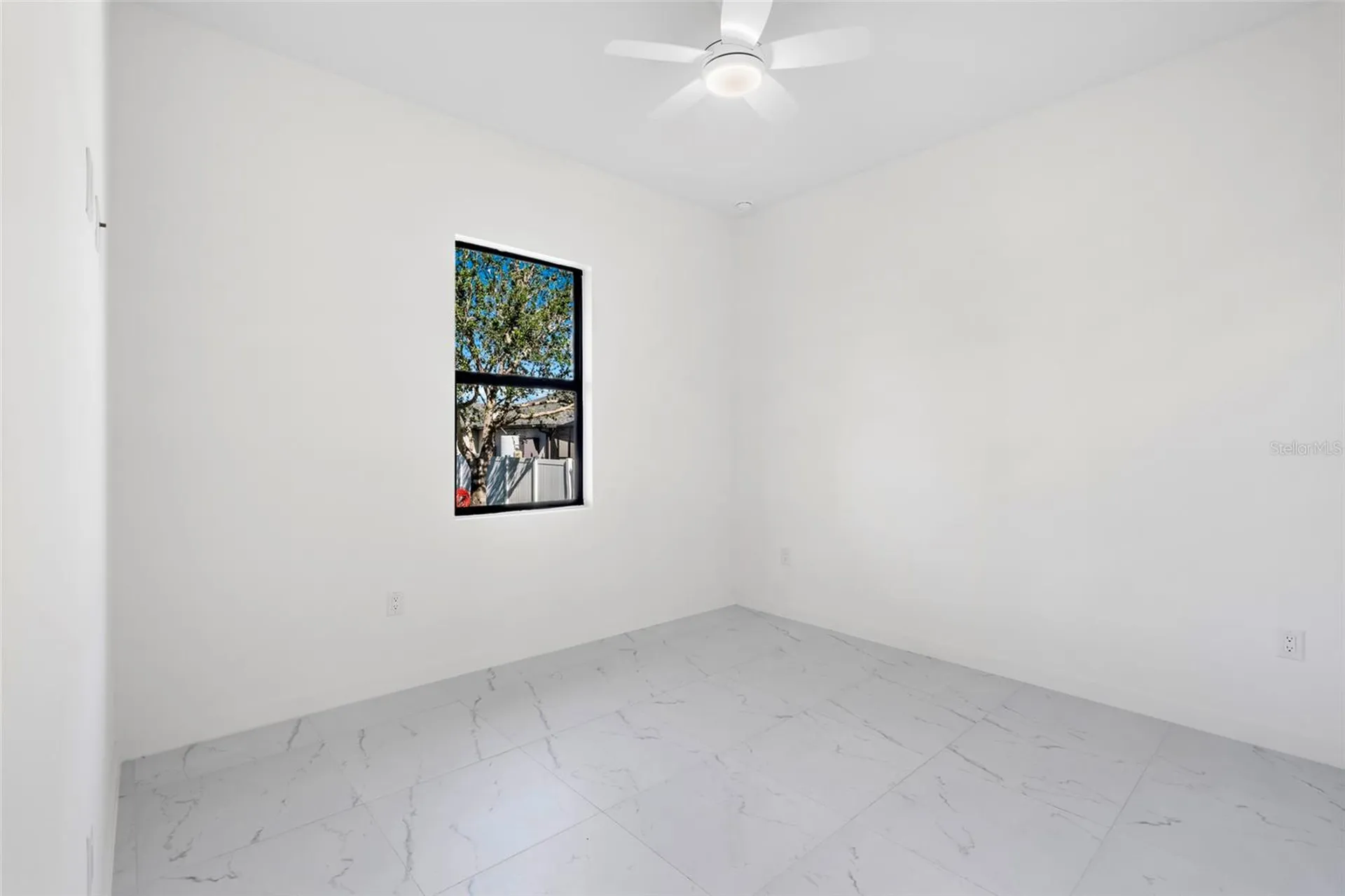 2725 Embers Parkway W Cape Coral FL 33993