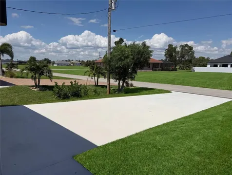2725 Embers Parkway W Cape Coral FL 33993