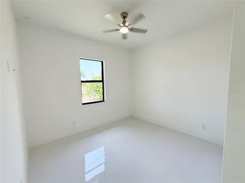 2725 Embers Parkway W Cape Coral FL 33993