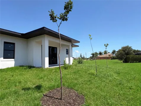 2725 Embers Parkway W Cape Coral FL 33993