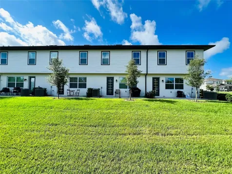 1561 Discovery Street Davenport FL 33896