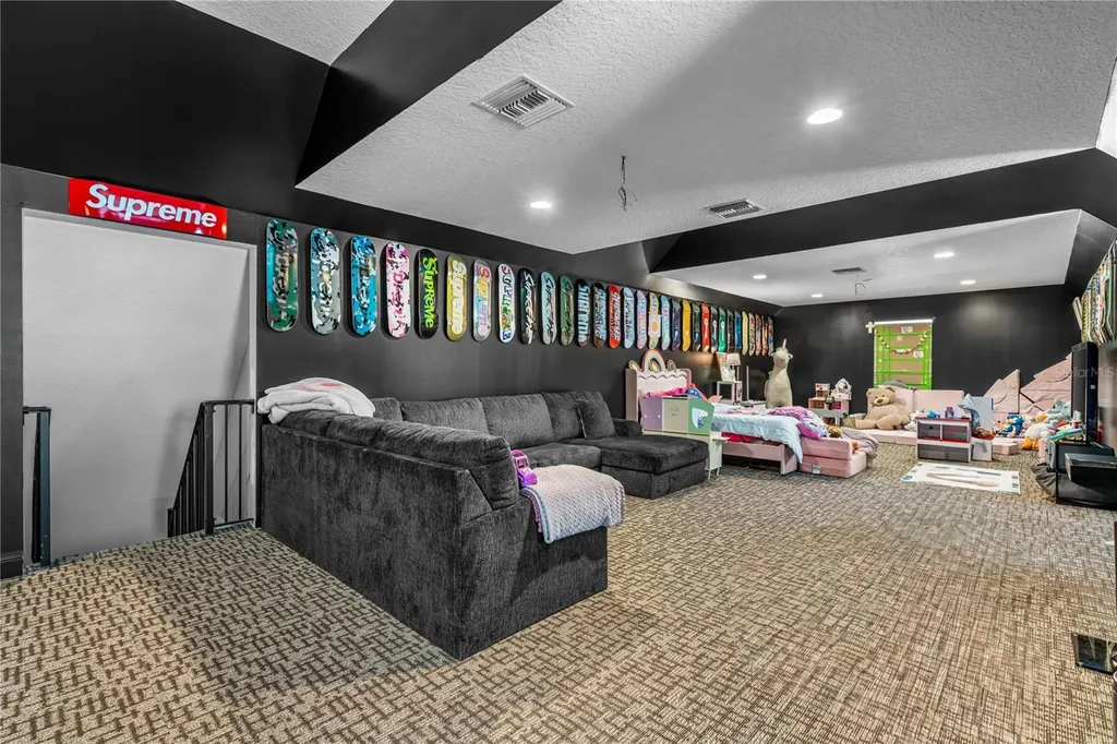 2424 E New York Avenue Deland FL 32724