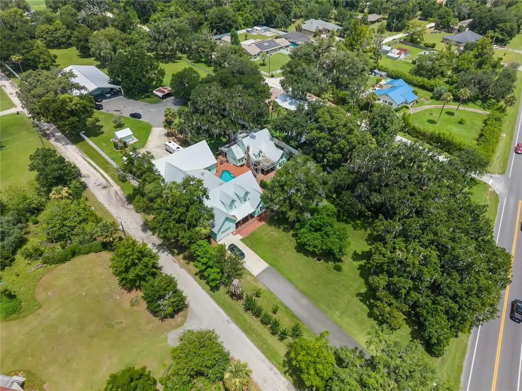 2424 E New York Avenue Deland FL 32724