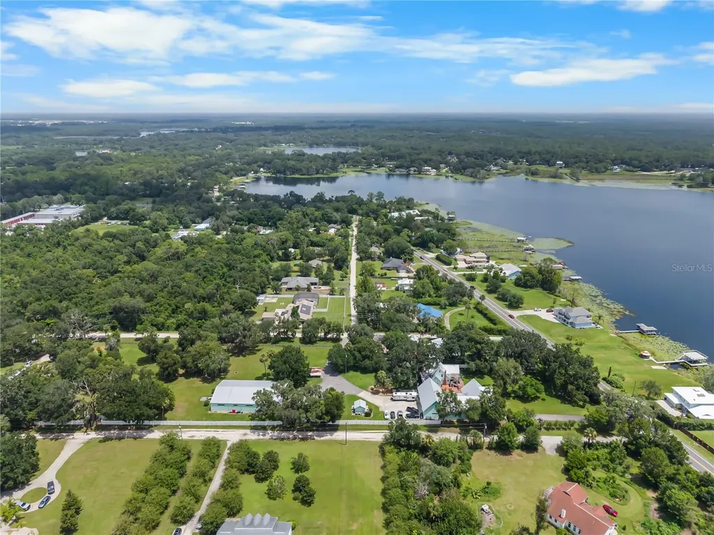 2424 E New York Avenue Deland FL 32724