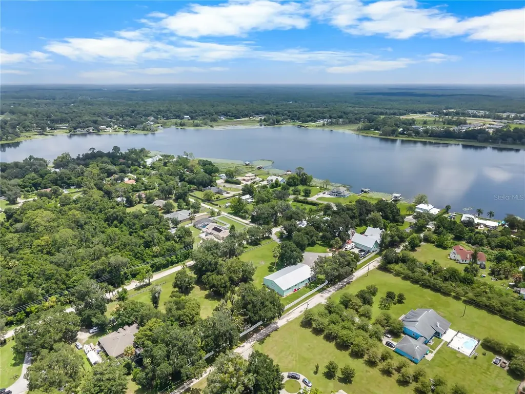 2424 E New York Avenue Deland FL 32724