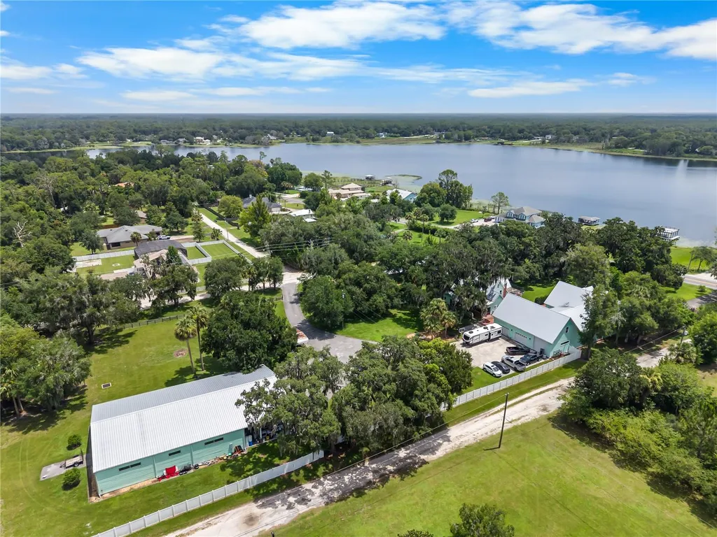 2424 E New York Avenue Deland FL 32724