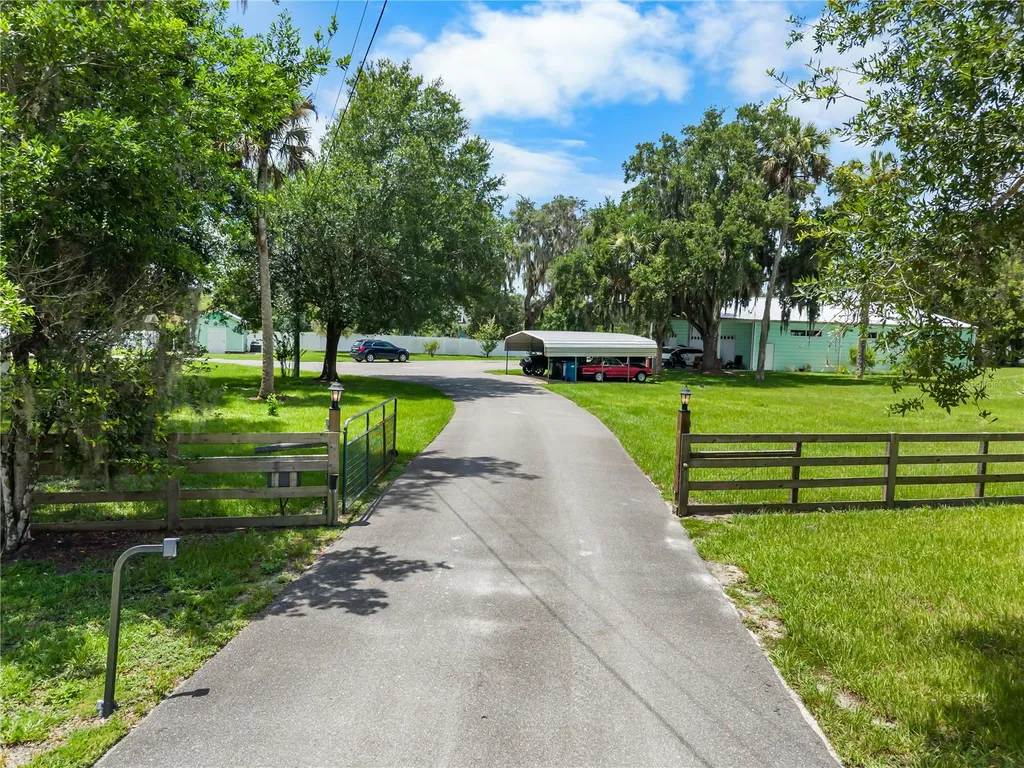 2424 E New York Avenue Deland FL 32724