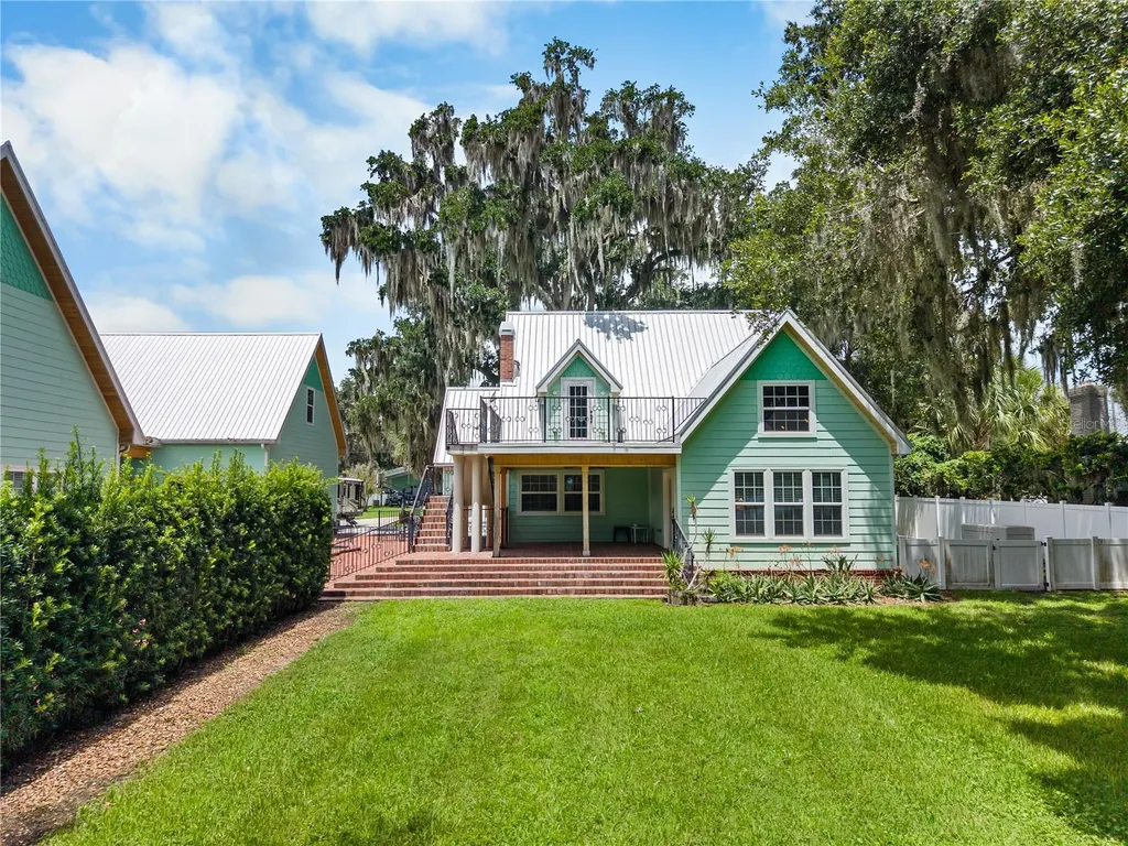 2424 E New York Avenue Deland FL 32724