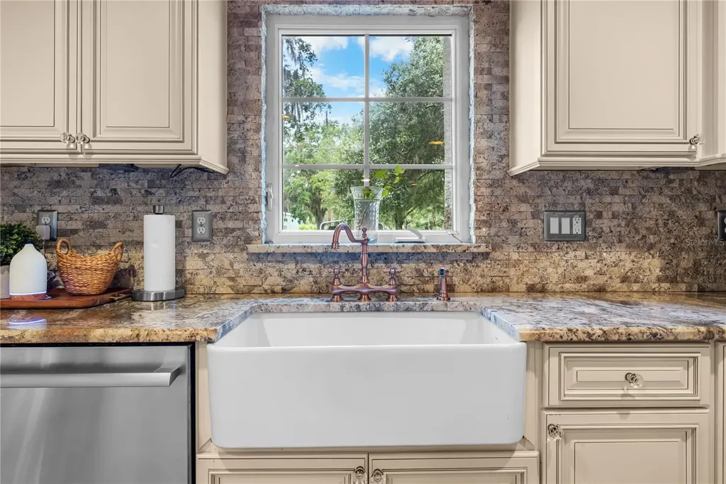 2424 E New York Avenue Deland FL 32724