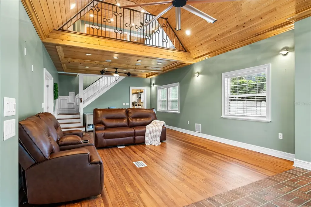 2424 E New York Avenue Deland FL 32724