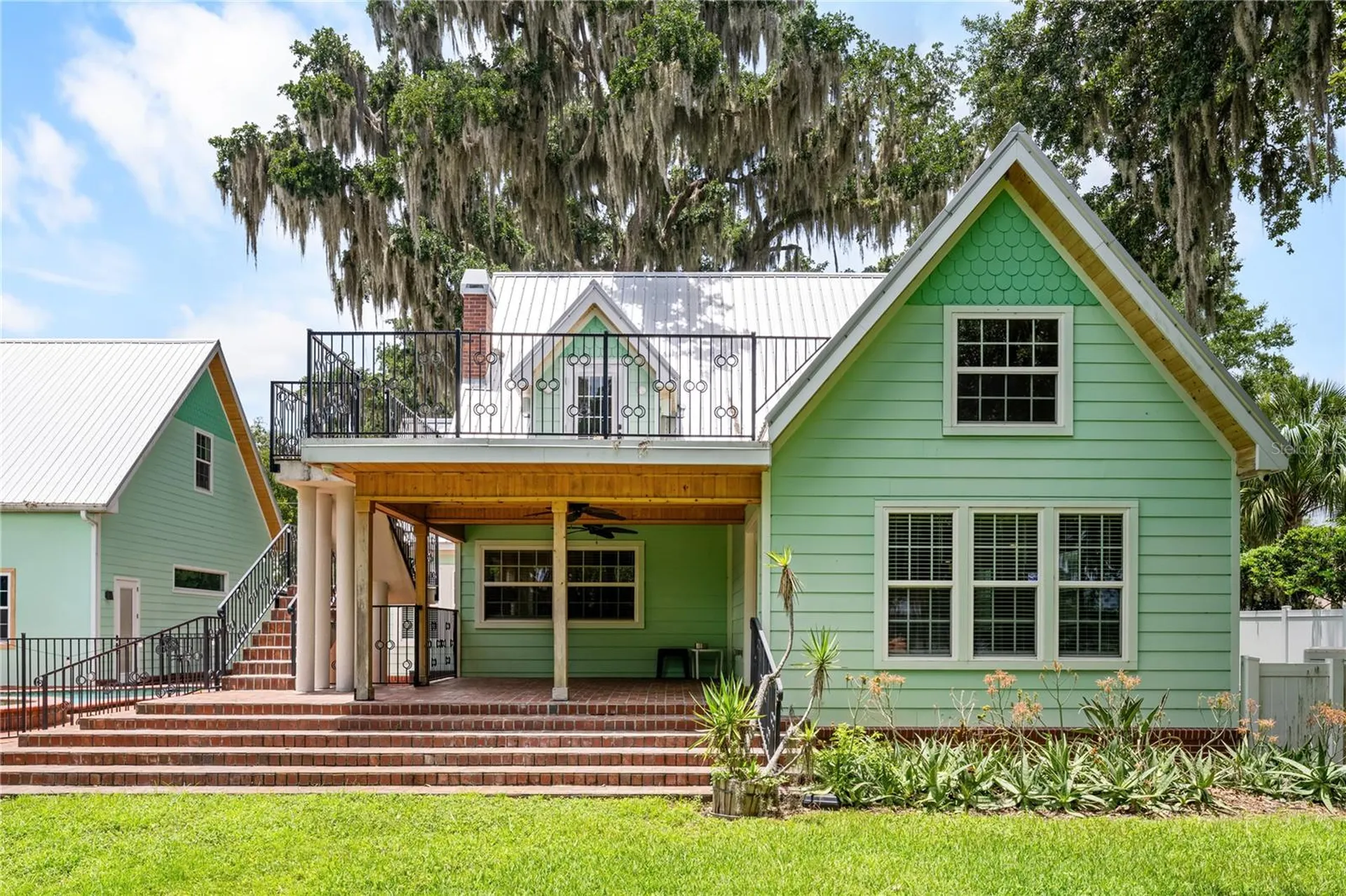 2424 E New York Avenue Deland FL 32724