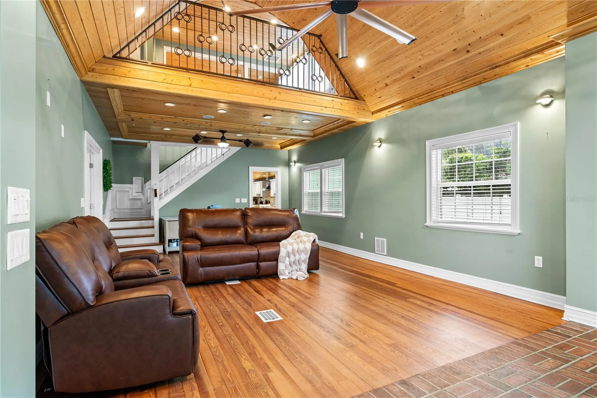 2424 E New York Avenue Deland FL 32724