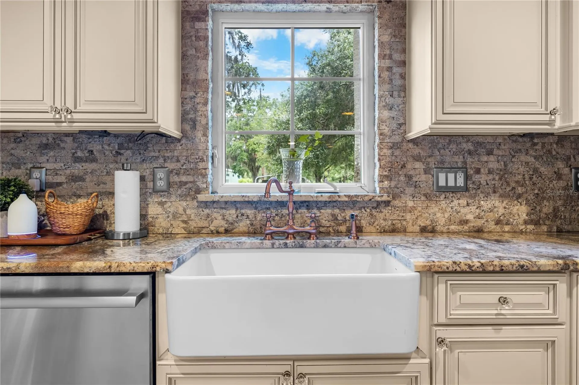 2424 E New York Avenue Deland FL 32724