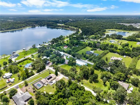 2424 E New York Avenue Deland FL 32724