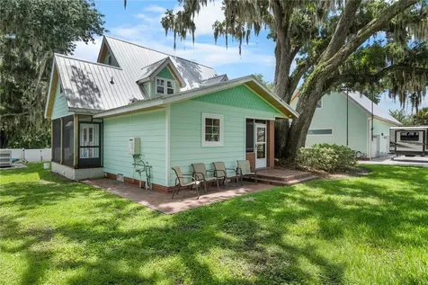 2424 E New York Avenue Deland FL 32724