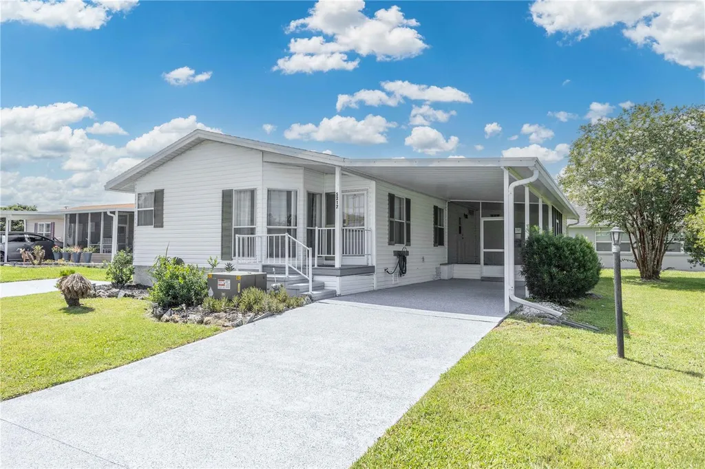5217 Cambridge Court Wildwood FL 34785