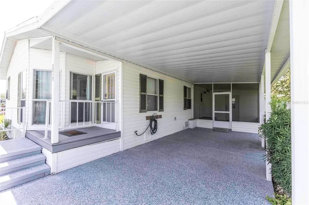 5217 Cambridge Court Wildwood FL 34785