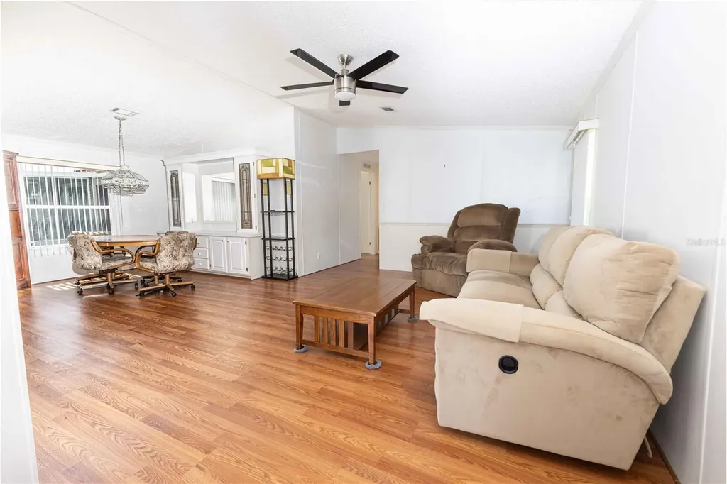 5217 Cambridge Court Wildwood FL 34785