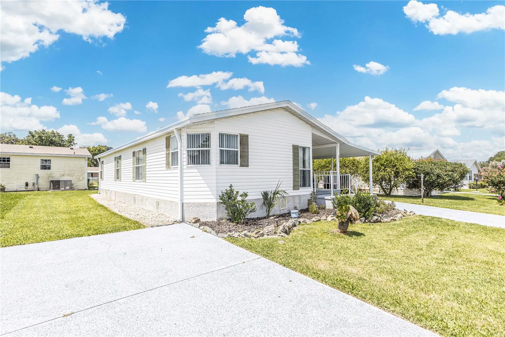 5217 Cambridge Court Wildwood FL 34785
