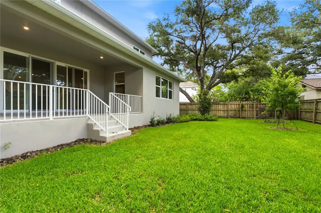4614 W Euclid Avenue Tampa FL 33629