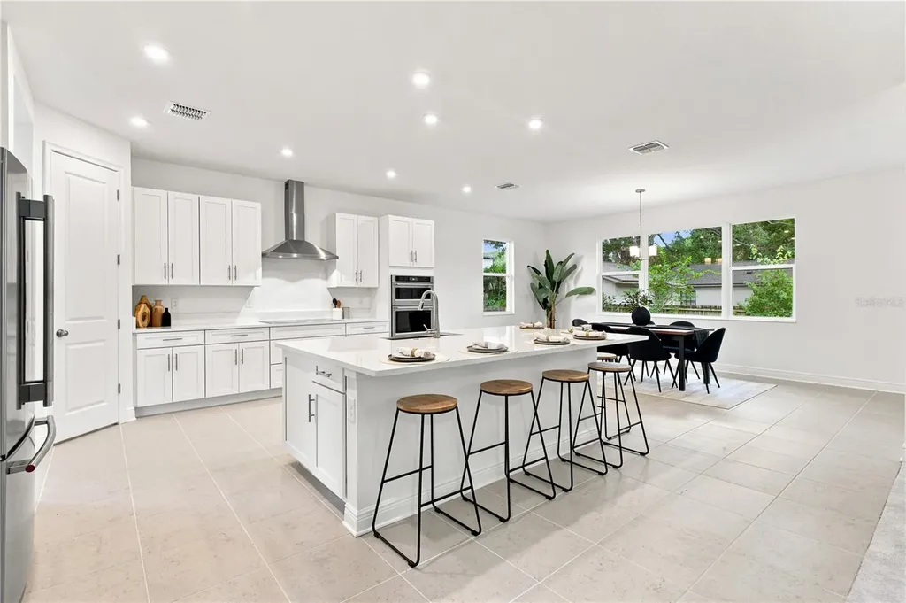 4614 W Euclid Avenue Tampa FL 33629