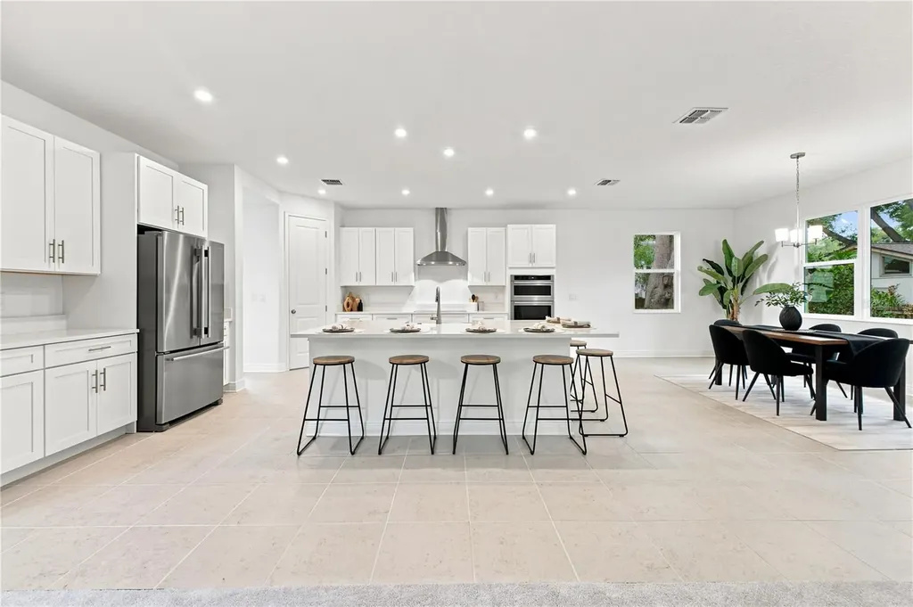 4614 W Euclid Avenue Tampa FL 33629