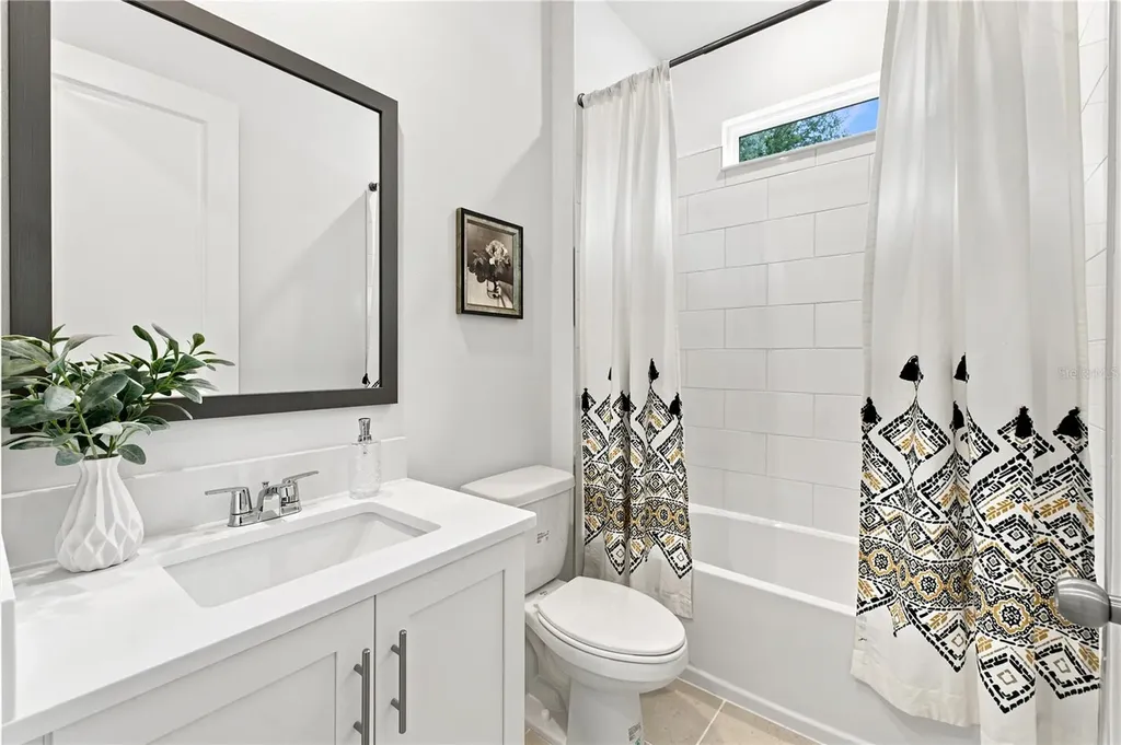 4614 W Euclid Avenue Tampa FL 33629