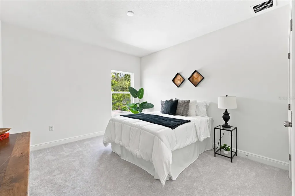 4614 W Euclid Avenue Tampa FL 33629