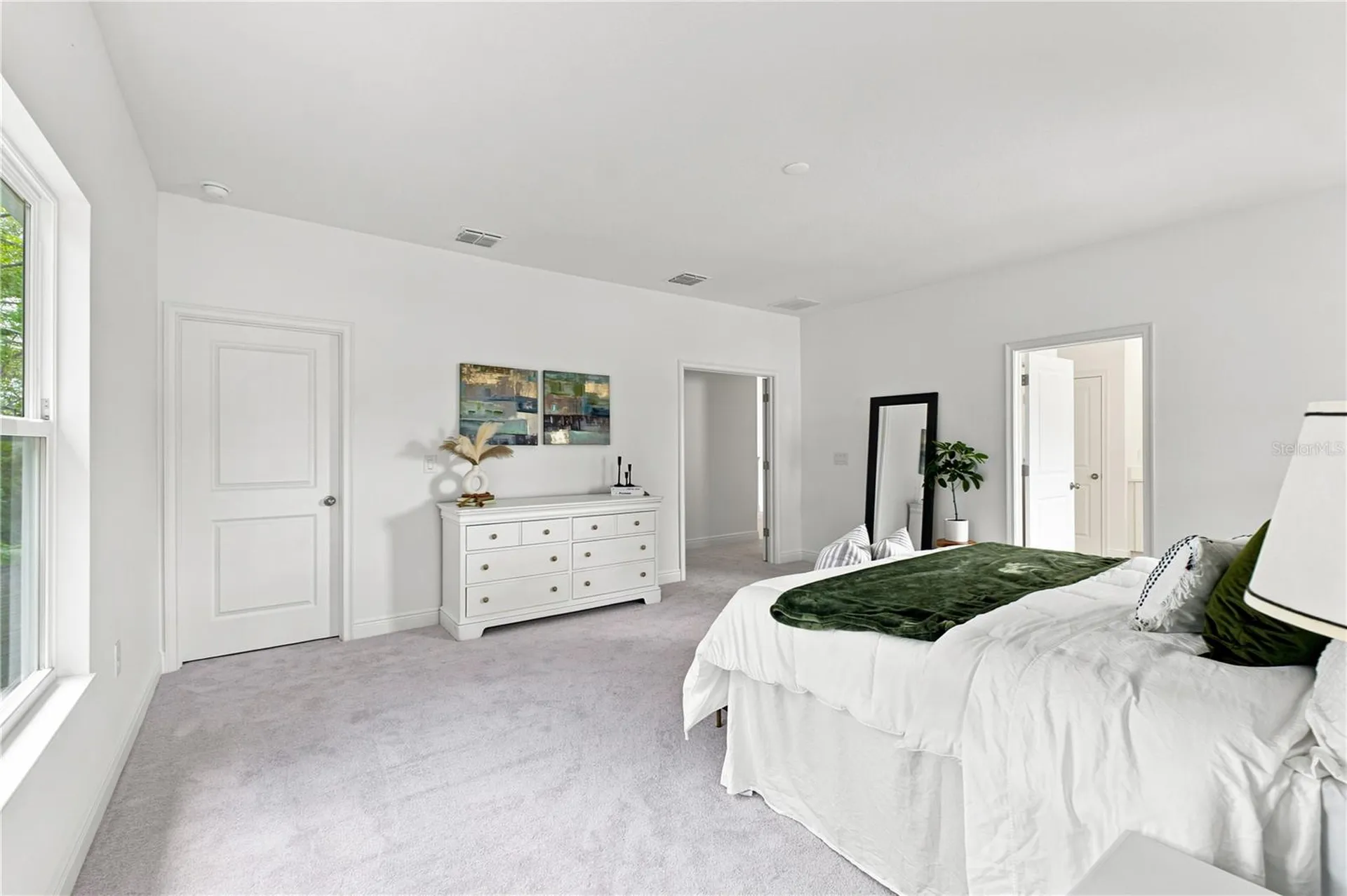 4614 W Euclid Avenue Tampa FL 33629