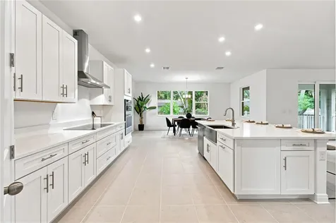 4614 W Euclid Avenue Tampa FL 33629