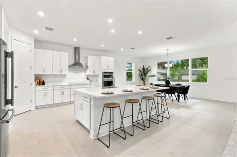 4614 W Euclid Avenue Tampa FL 33629