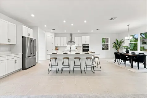 4614 W Euclid Avenue Tampa FL 33629