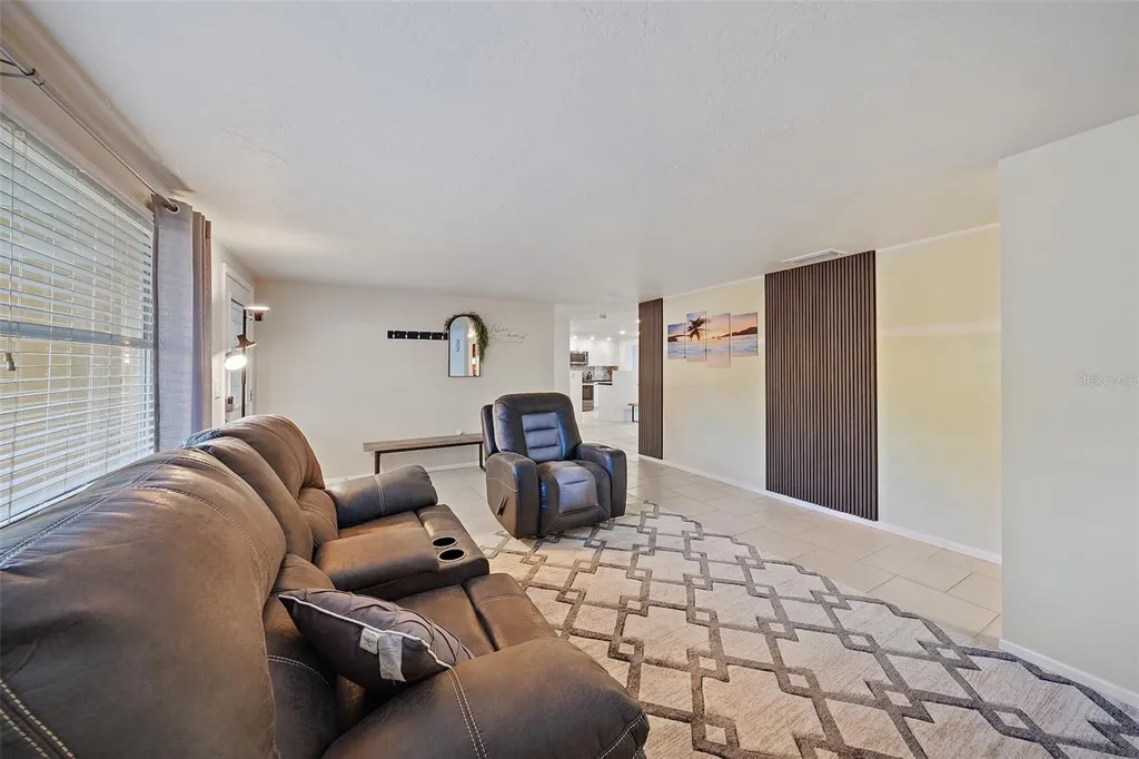 3376 7th Street Sarasota FL 34237