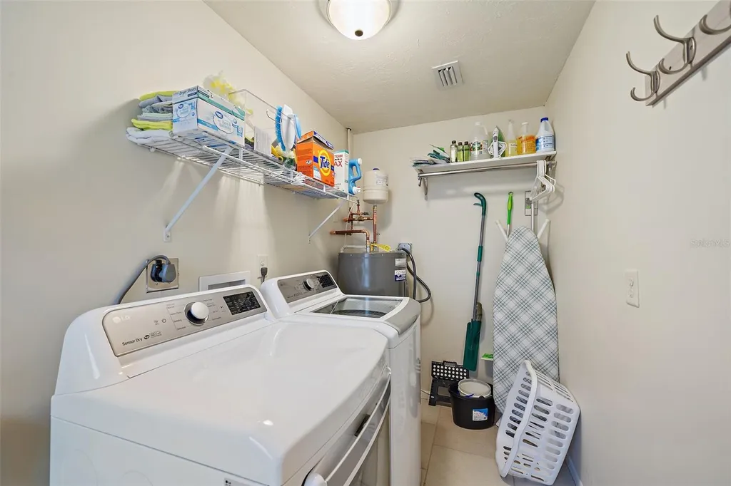 3376 7th Street Sarasota FL 34237