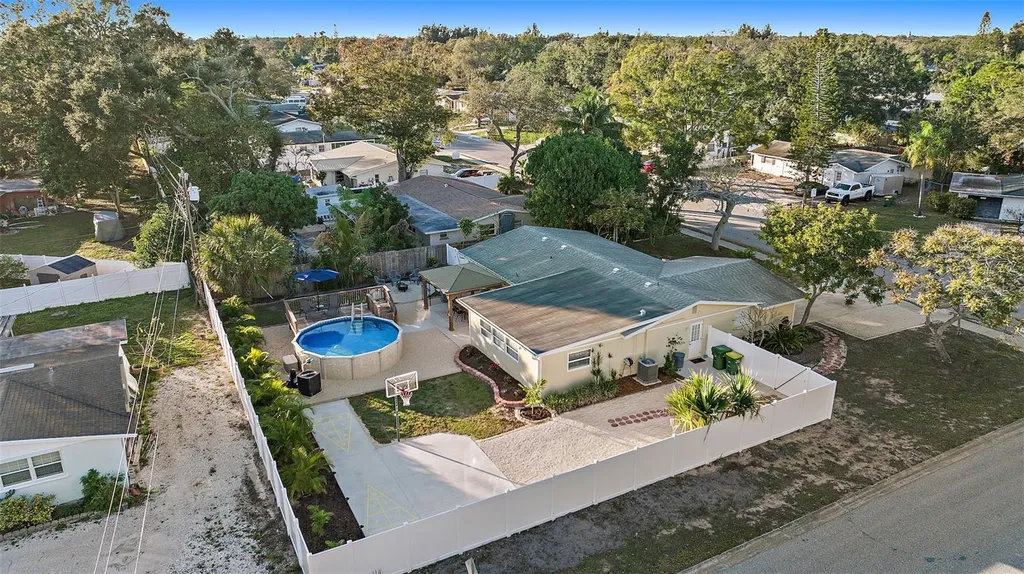 3376 7th Street Sarasota FL 34237