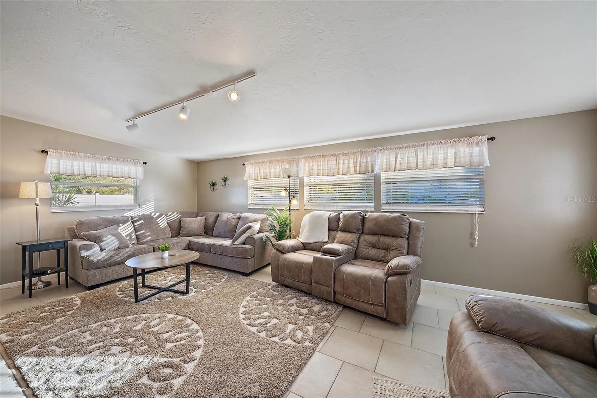 3376 7th Street Sarasota FL 34237