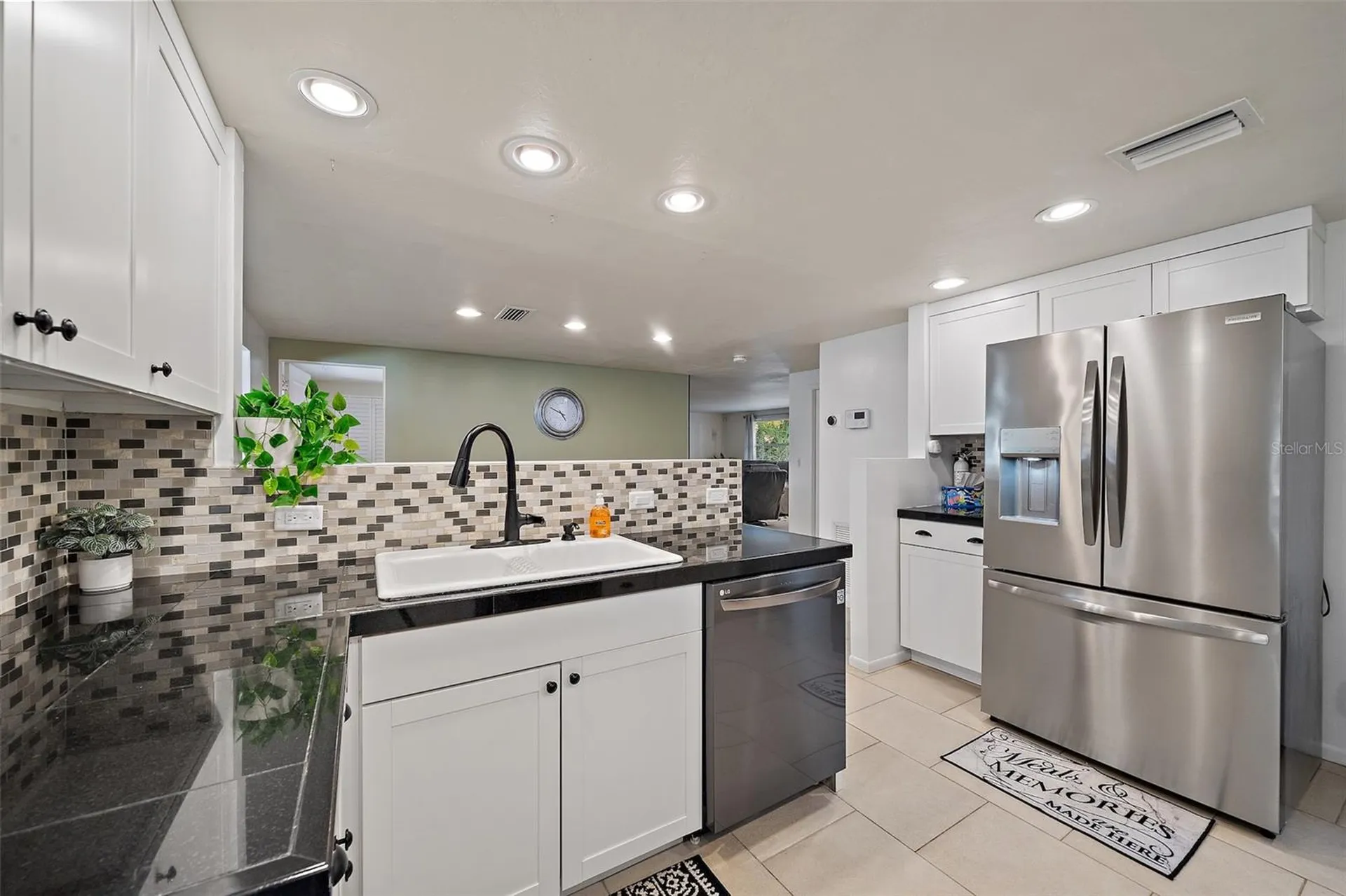 3376 7th Street Sarasota FL 34237