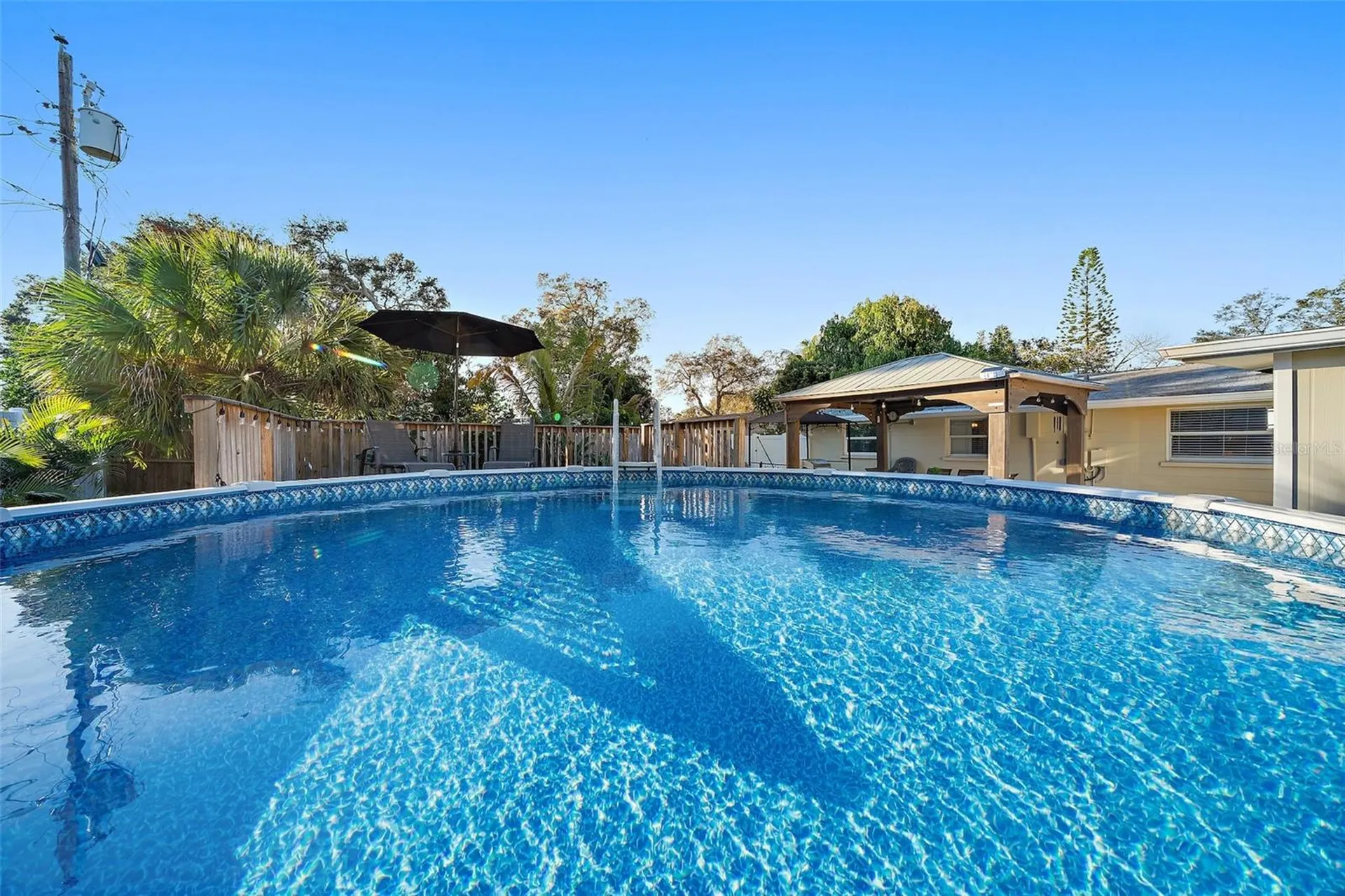 3376 7th Street Sarasota FL 34237