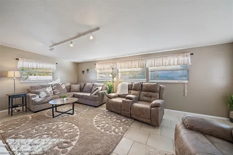 3376 7th Street Sarasota FL 34237