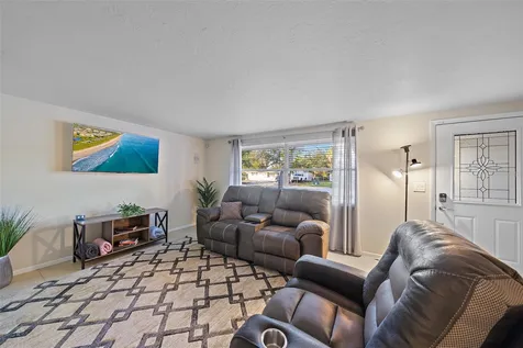 3376 7th Street Sarasota FL 34237