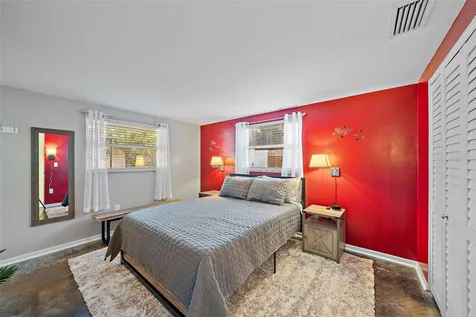 3376 7th Street Sarasota FL 34237