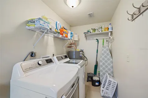 3376 7th Street Sarasota FL 34237