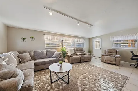 3376 7th Street Sarasota FL 34237
