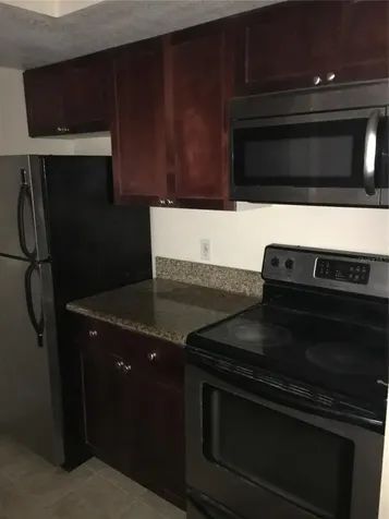 5148 Conroy Road Orlando FL 32811