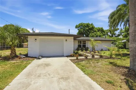 386 Cabana Road Venice FL 34293